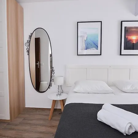 Old Town 1 Appartamento Pola