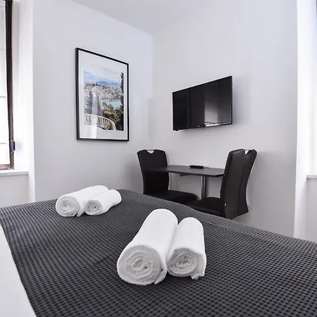 Old Town 1 Apartament *