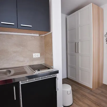 Apartamento Old Town 1 *