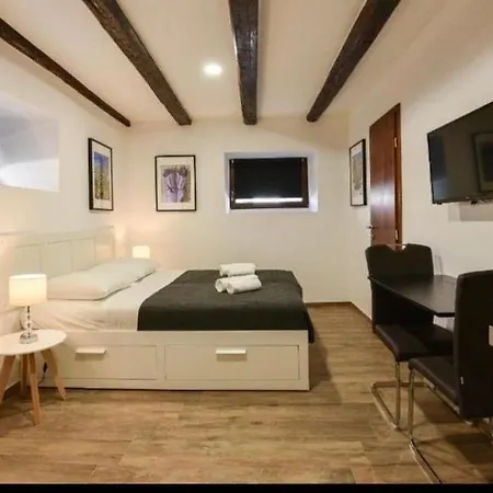 Apartment Old Town 1
