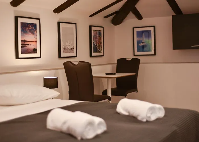 Old Town 1 Daire Pula