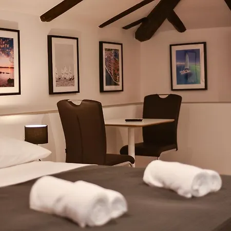 Old Town 1 Apartamento Pula